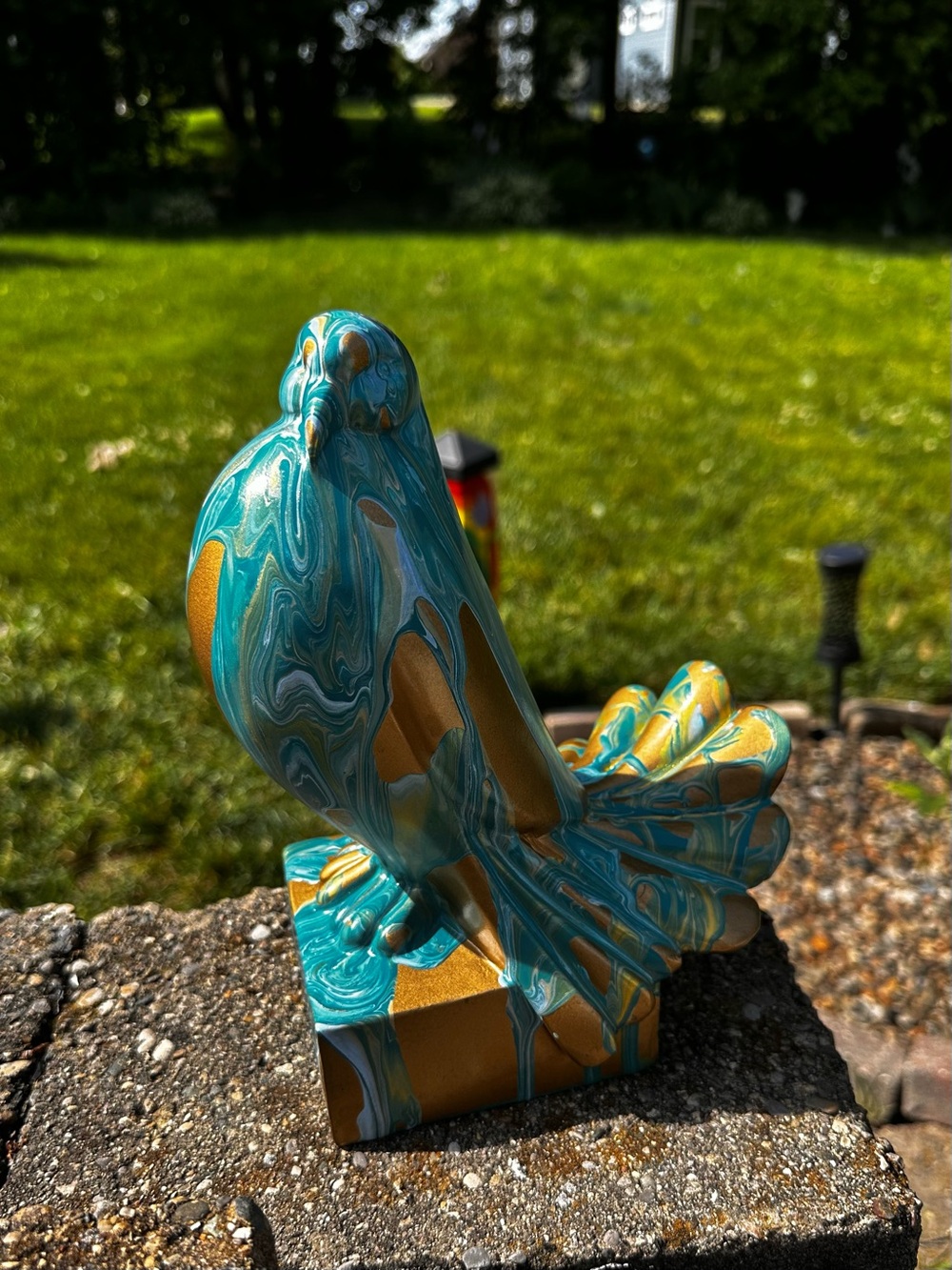 Hand crafted abstract painted Turquoise and Gold Bird ceramic statue - Picture 5 of 12